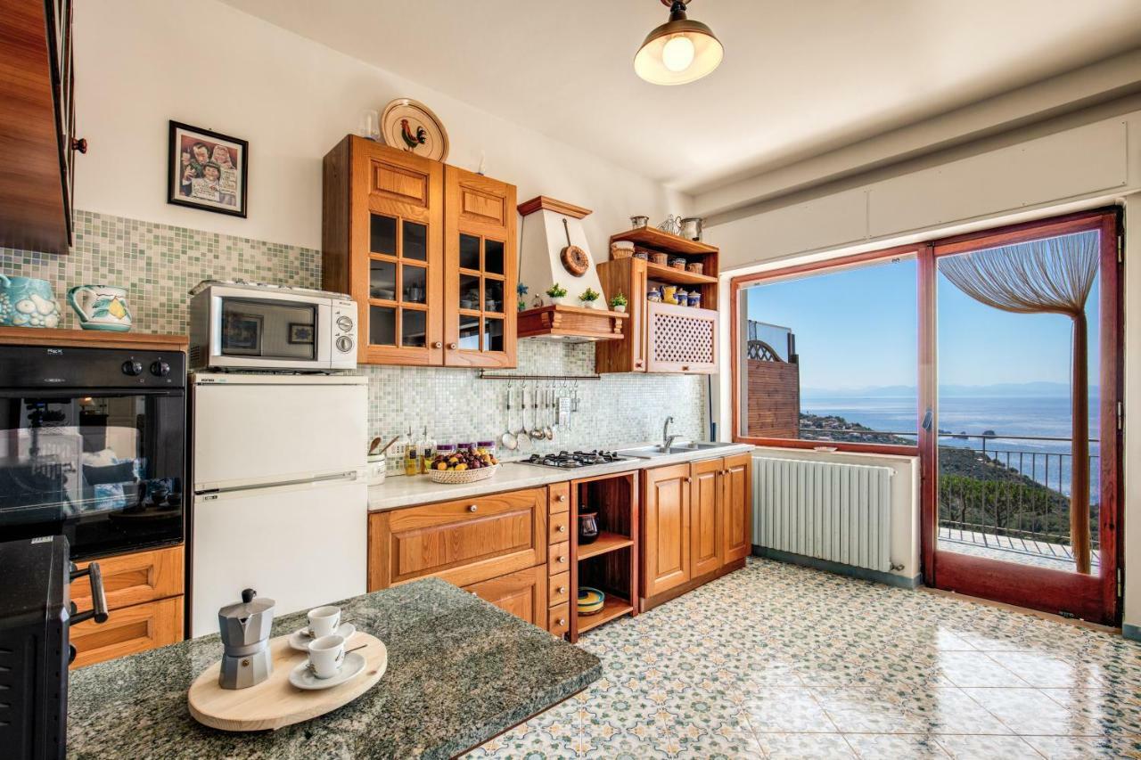 Geca'S House - Panoramic Sea View Studio Massa Lubrense Extérieur photo